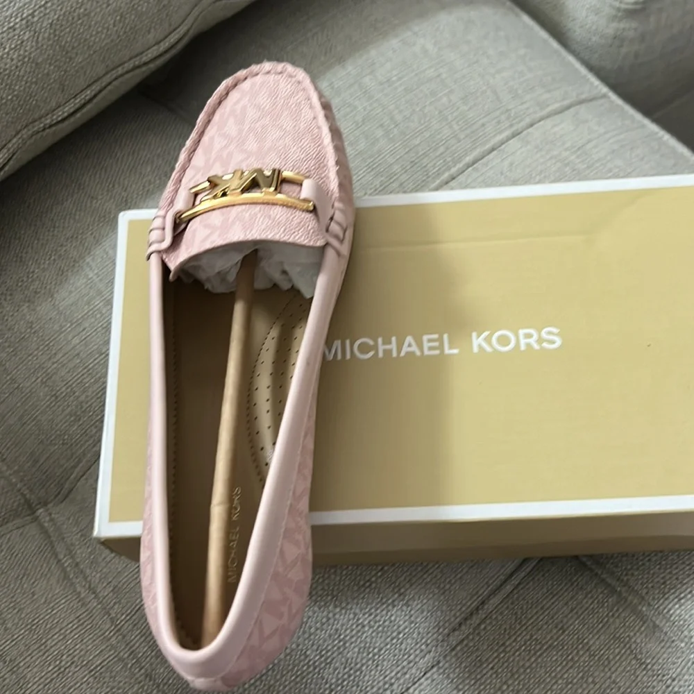 Powder blush - Picture 2 of 3